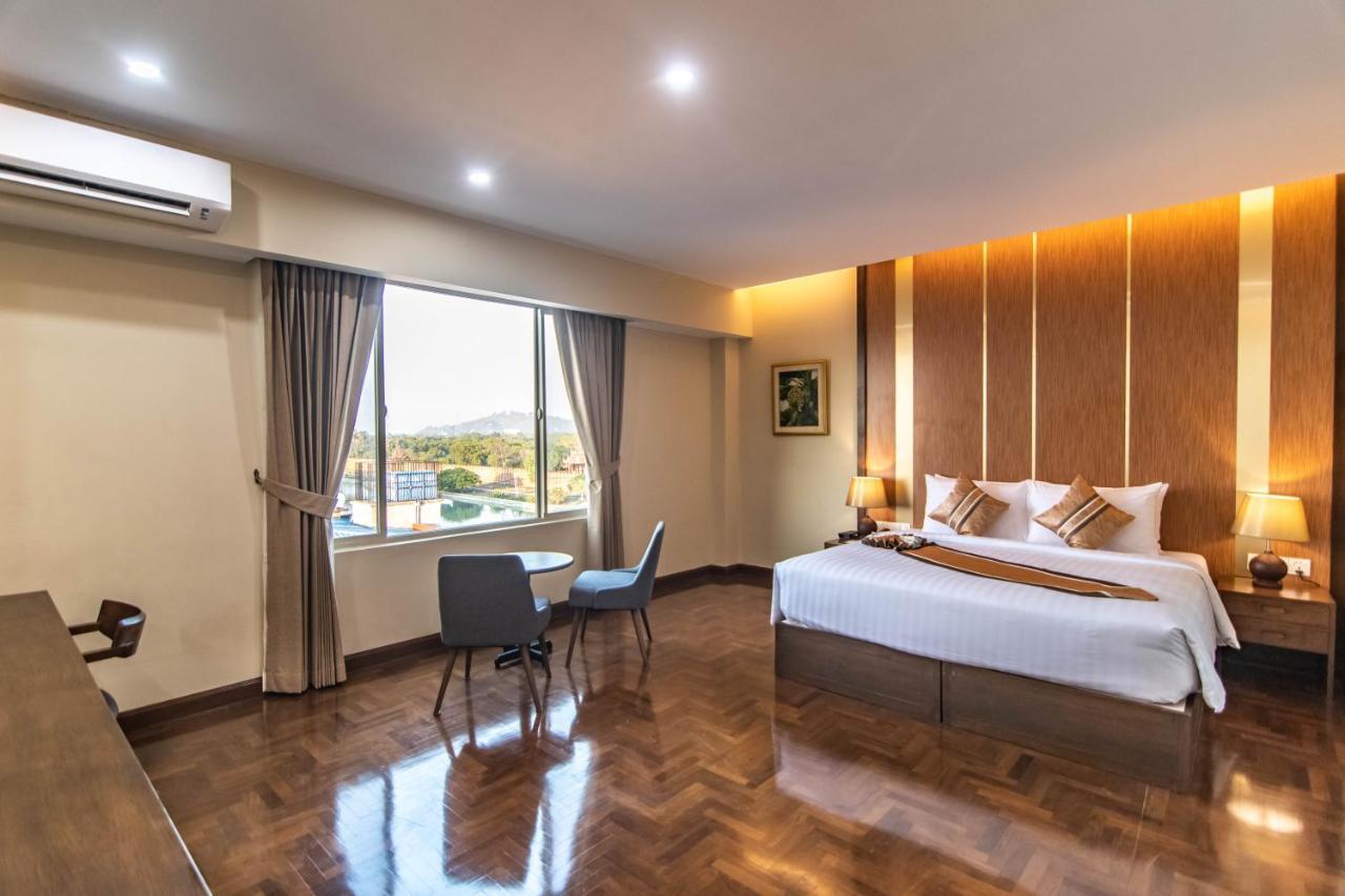 Hotel New Wave Мандалей Екстериор снимка